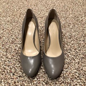 Gray Nine West heels